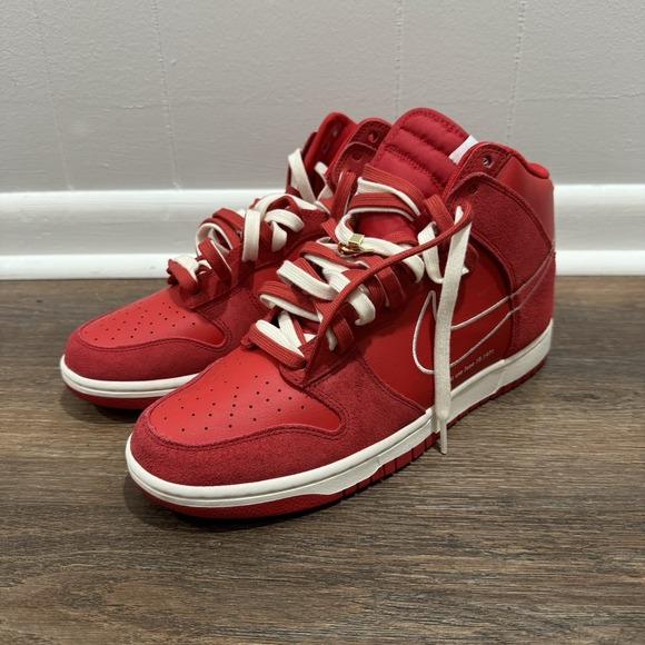 first use june 18 1971 dunks red